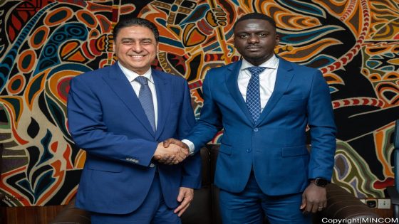 عمر حجيرة يقود مباحثات مغربية سنغالية لتعزيز التبادل التجاري